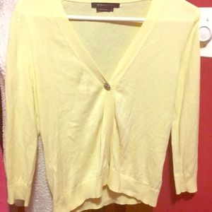 BCBGMAXAZRIA YELLOW CARDIGAN!Vintagey & Aunthetic!